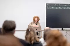 Professorin dagmar rinker hfg