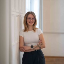  Julia Unger